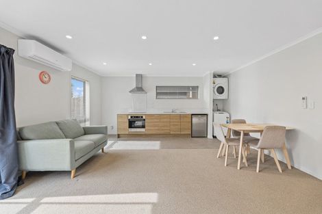 Photo of property in 43u4 Mahoe Street, Melville, Hamilton, 3206
