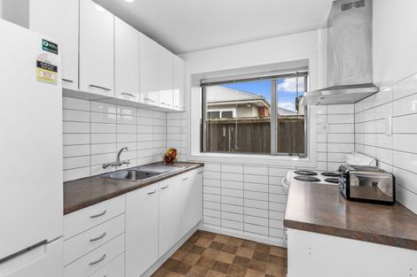 Photo of property in 2/5 Clyde Road, Upper Riccarton, Christchurch, 8041