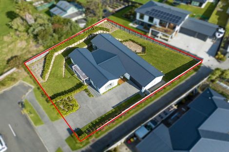 Photo of property in 37 Motukaraka Drive, Beachlands, Auckland, 2018