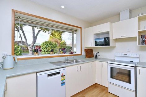 Photo of property in 5 Rossiter Avenue, Redwood, Christchurch, 8051