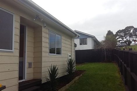 Photo of property in 2/185 Great South Road, Drury, 2113