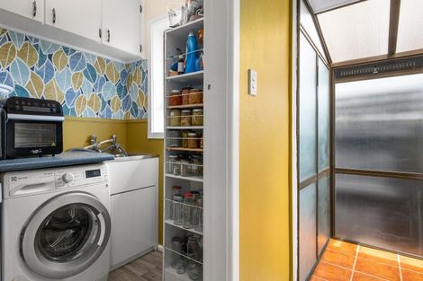 Photo of property in 132 Pacific Road, North New Brighton, Christchurch, 8083