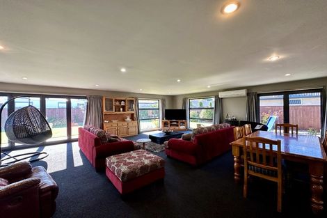 Photo of property in 12 Elmwood Grove, Tinwald, Ashburton, 7700