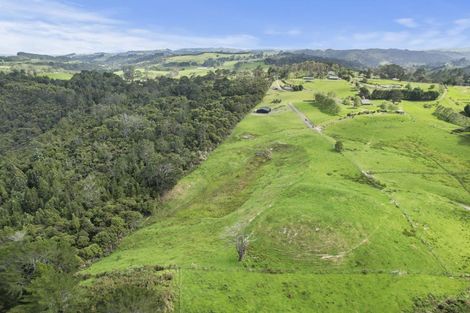 Photo of property in 132b Gatfield Road, Kaukapakapa, 0873
