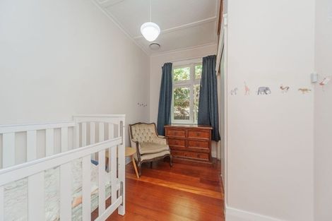 Photo of property in 15 Richmond Avenue, Karori, Wellington, 6012