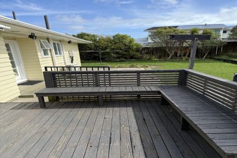 Photo of property in 16 Otira Grove, Kelson, Lower Hutt, 5010