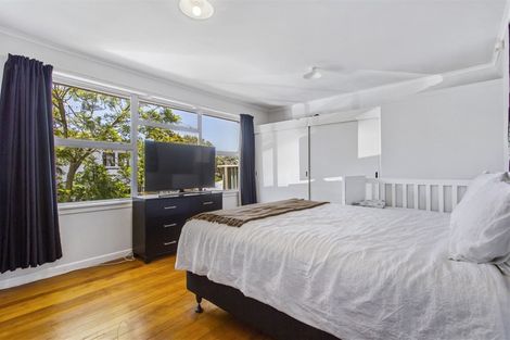 Photo of property in 28 Forest Hill Road, Henderson, Auckland, 0612