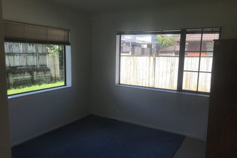 Photo of property in 12 Glanmire Place, Flat Bush, Auckland, 2016