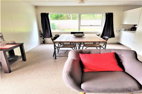 Photo of property in 8 Malibu Grove, Bayview, Auckland, 0629