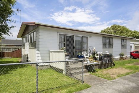 Photo of property in 46 Martin Road, Paraparaumu Beach, Paraparaumu, 5032