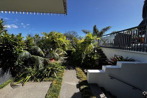 Photo of property in 163 Vivian Street, New Plymouth, 4310