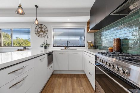 Photo of property in 150b Oceanbeach Road, Mount Maunganui, 3116