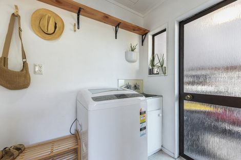 Photo of property in 2/42a Songer Street, Stoke, Nelson, 7011