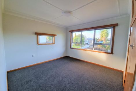 Photo of property in 3 Harrow Place, Hokowhitu, Palmerston North, 4410