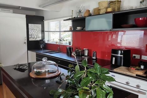 Photo of property in 61a Mortimer Terrace, Brooklyn, Wellington, 6021