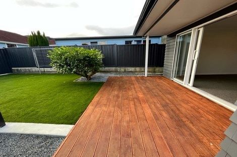 Photo of property in 108a Strand Crescent, Naenae, Lower Hutt, 5011