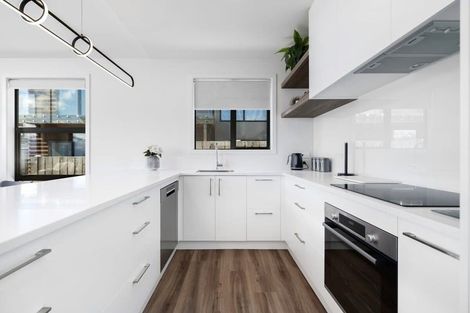 Photo of property in 65 Farrant Drive, Wanaka, 9305