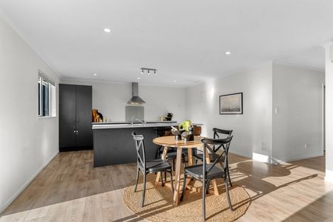 Photo of property in 4b Beachcomber Road, Mangawhai Heads, Mangawhai, 0505