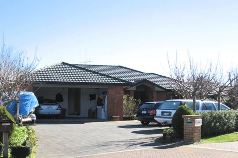 Photo of property in 6 Stanfield Court, Rototuna, Hamilton, 3210