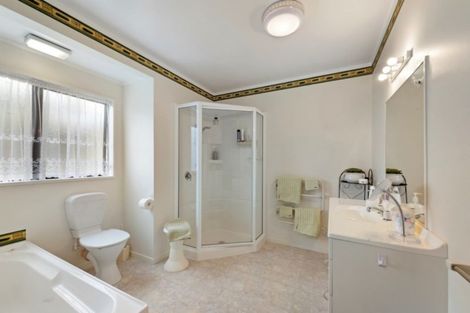 Photo of property in 19 Halyard Close, Flagstaff, Hamilton, 3210