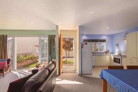 Photo of property in 6/55 Parade Court, Addington, Christchurch, 8024