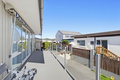 Photo of property in 51 Bucknell Street, Sockburn, Christchurch, 8042