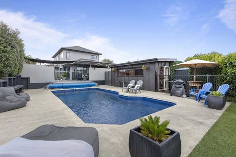 Photo of property in 6 Sample Road, Albany, Auckland, 0632