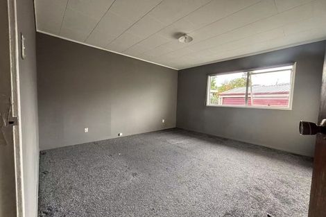 Photo of property in 7 Helleur Road, Massey, Auckland, 0614