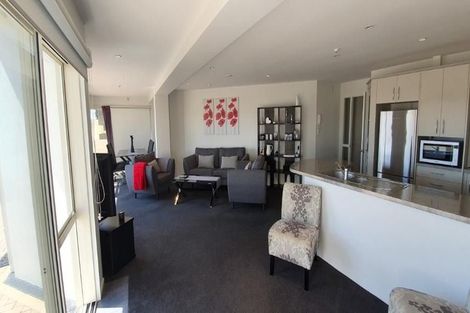 Photo of property in 45 Marine Parade, Mount Maunganui, 3116