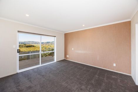 Photo of property in 20 Johnstone Drive, Fitzherbert, Palmerston North, 4410