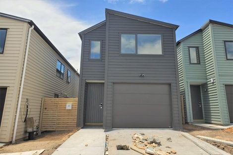 Photo of property in 16d Kaimai Avenue, Massey, Auckland, 0614