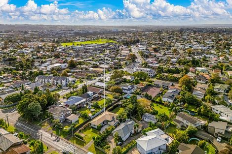 Photo of property in 4 Divich Avenue, Te Atatu South, Auckland, 0610