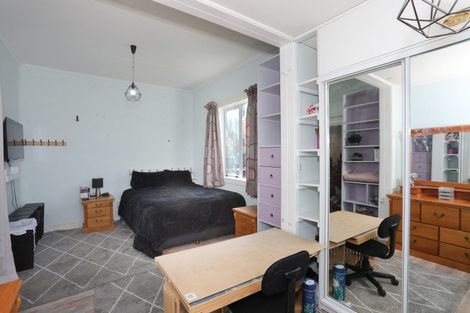 Photo of property in 25 Dahlstrom Grove, Kelvin Grove, Palmerston North, 4414