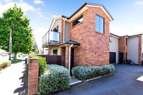 Photo of property in 30u1 Willoughby Street, Whitiora, Hamilton, 3200
