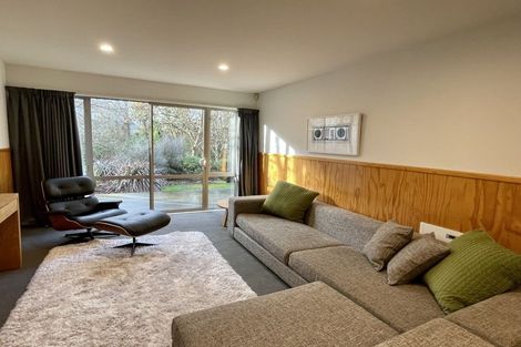 Photo of property in 3 Athol Terrace, Upper Riccarton, Christchurch, 8041