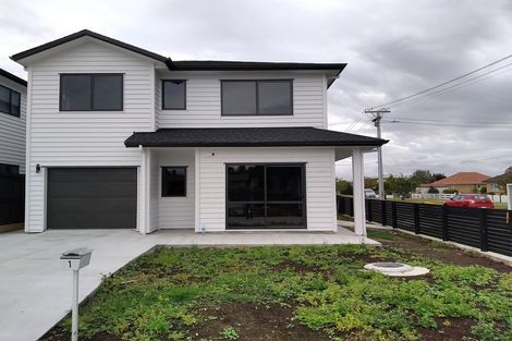 Photo of property in 1 Nagra Lane, Papakura, 2110