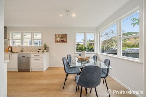 Photo of property in 22 Golf Road, Manor Park, Lower Hutt, 5019