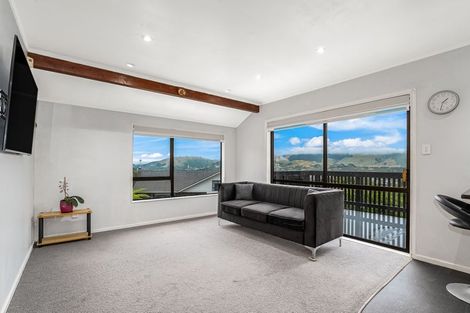 Photo of property in 46 Peterhouse Street, Tawa, Wellington, 5028