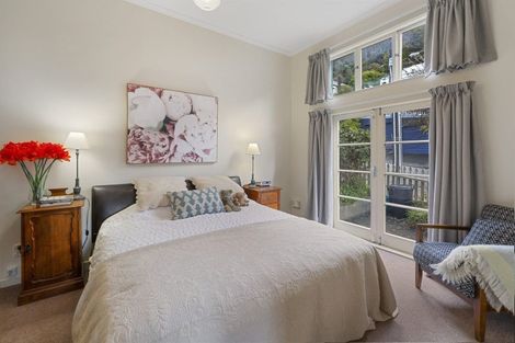 Photo of property in 1 Pitarua Street, Thorndon, Wellington, 6011