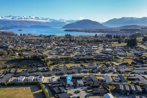 Photo of property in 11 Cleland Close, Wanaka, 9382