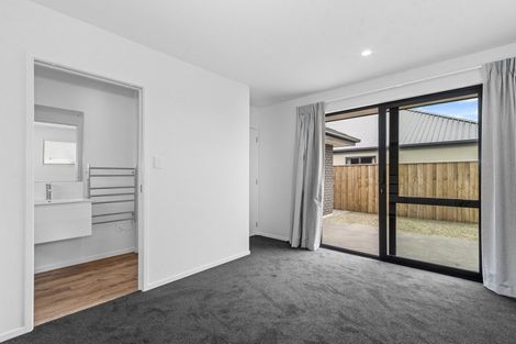 Photo of property in 15 Oakmill Drive, Casebrook, Christchurch, 8051