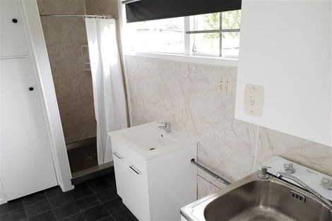 Photo of property in 6b Westhaven Grove, Takaro, Palmerston North, 4412