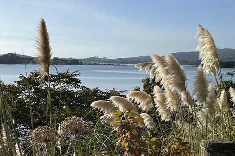 Photo of property in 1 Eleventh Avenue, Tauranga, 3110