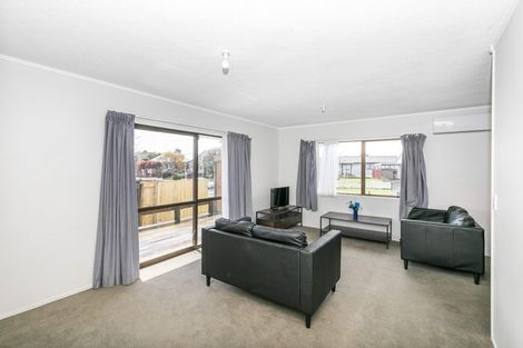 Photo of property in 1 Pringle Place, Nawton, Hamilton, 3200