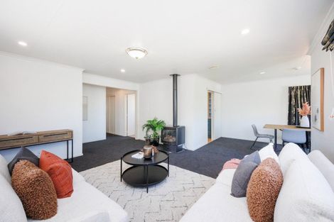 Photo of property in 8 Paradise Place, Milson, Palmerston North, 4414