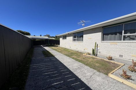 Photo of property in 13 Saint Ronans Avenue, Waterloo, Lower Hutt, 5011