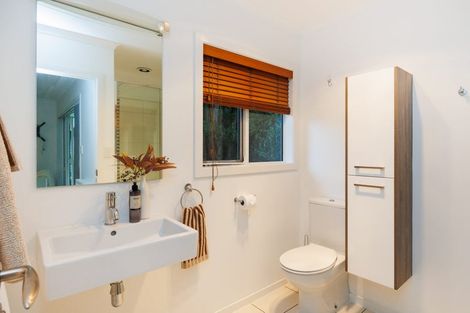 Photo of property in 35 Oram Drive, Turitea, Palmerston North, 4472