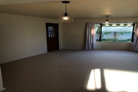 Photo of property in 22 Searells Road, Strowan, Christchurch, 8052