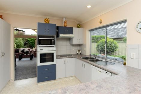 Photo of property in 9 Claridge Place, Taradale, Napier, 4112