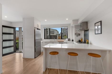 Photo of property in 28 Kearns Drive, Hobsonville, Auckland, 0616